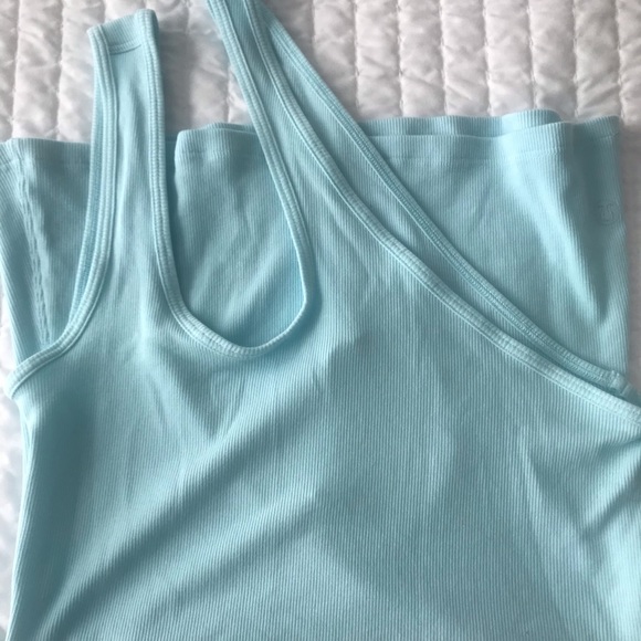 NWOT Lululemon LA Double Strap Shoulder Tank - Picture 5 of 9
